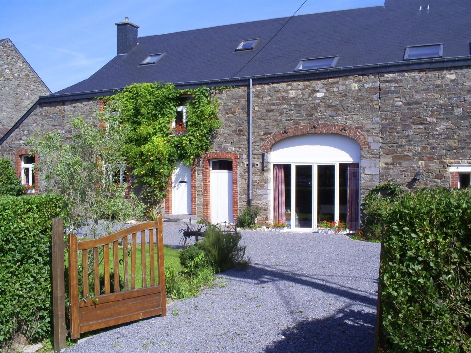 B&B Les Trois Voisins Bourseigne-Vieille Exterior foto