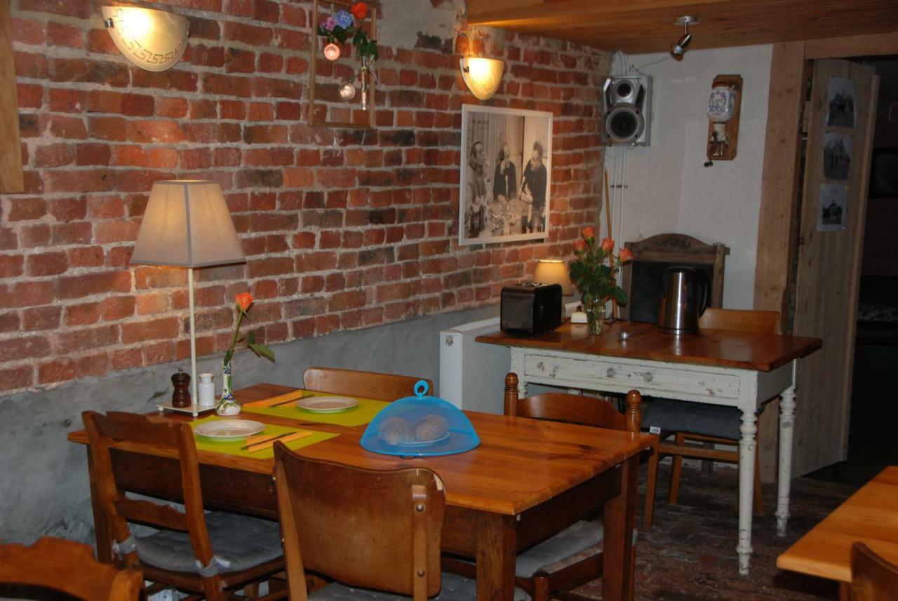 B&B Les Trois Voisins Bourseigne-Vieille Exterior foto
